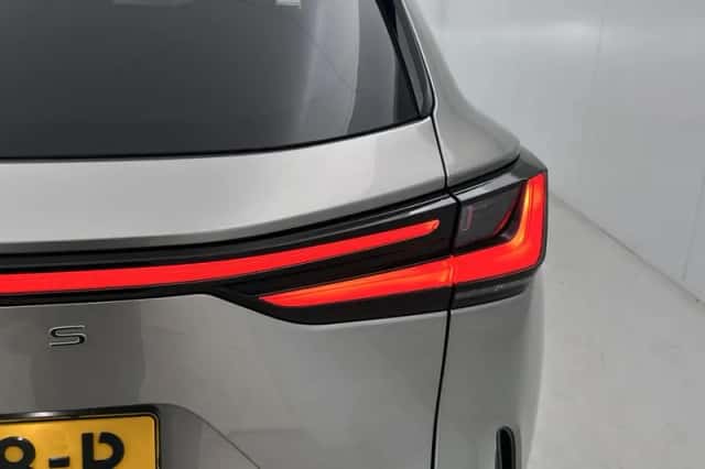 Lexus NX (2025) thumbnail 29