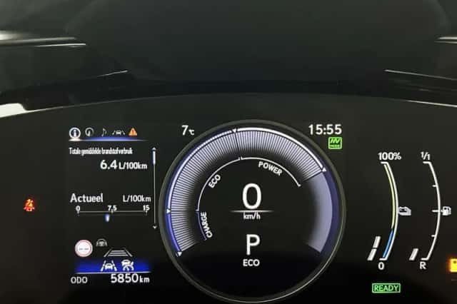 Lexus NX (2025) thumbnail 5