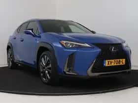 Lexus UX (2019) thumbnail 15
