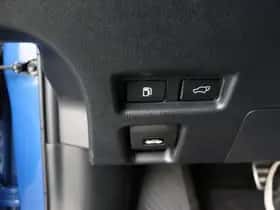 Lexus UX (2019) thumbnail 18