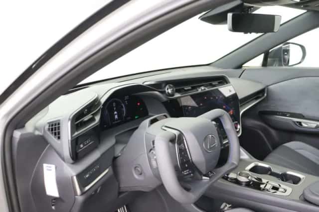 Lexus RZ (2026) thumbnail 36