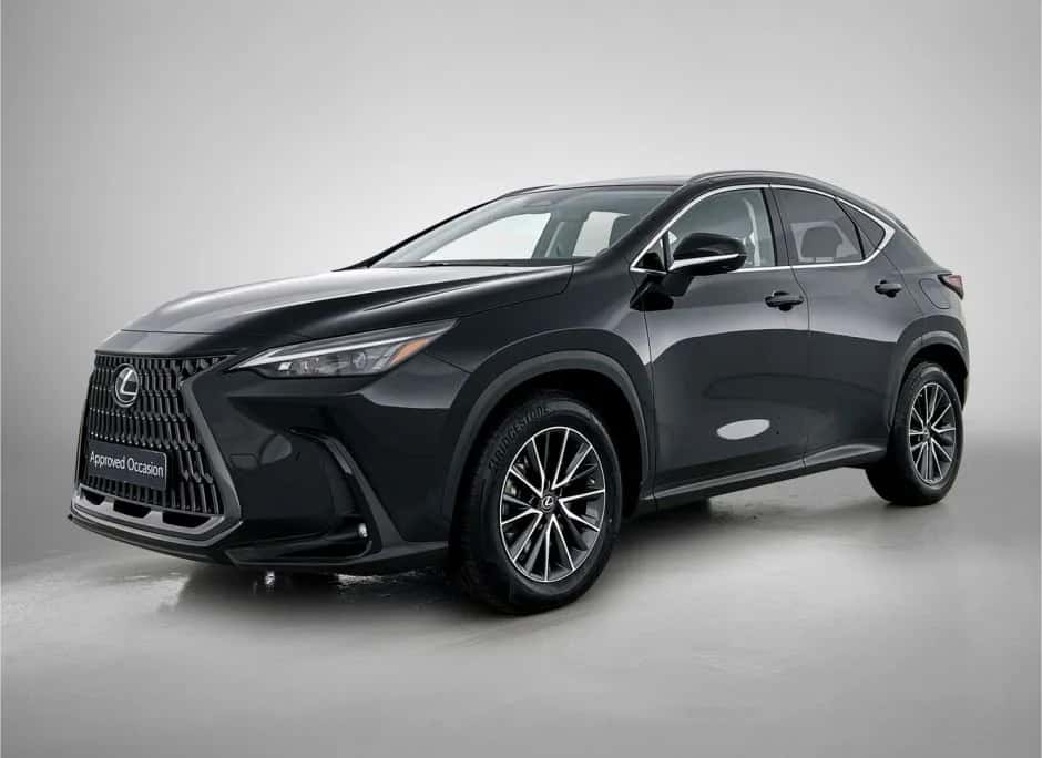 Lexus NX (2022) — foto 1