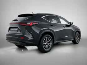 Lexus NX (2022) thumbnail 2