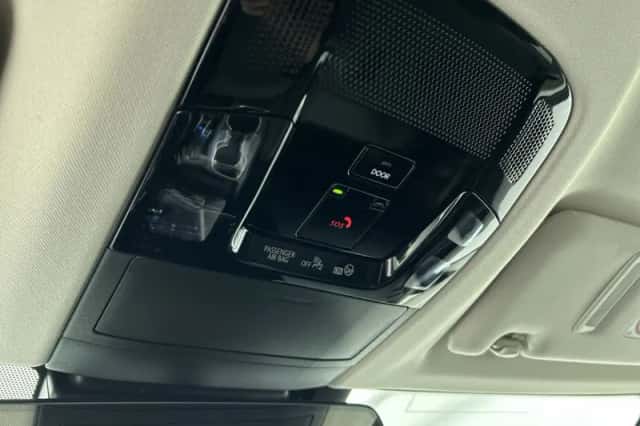 Lexus NX (2022) thumbnail 24