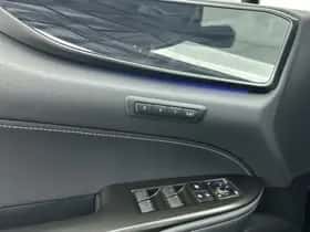Lexus NX (2022) thumbnail 25