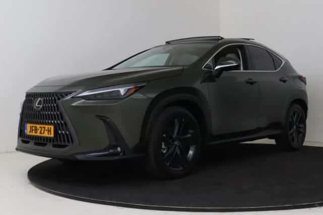 Lexus NX (2025) thumbnail 1