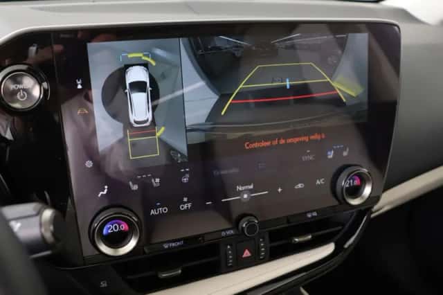 Lexus NX (2025) thumbnail 22
