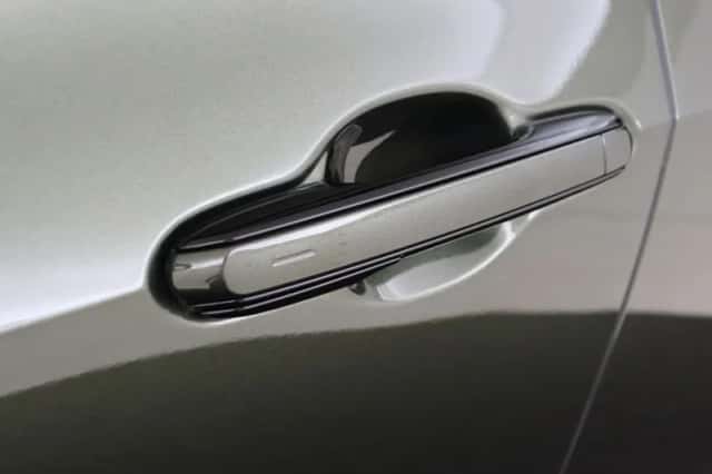 Lexus NX (2025) thumbnail 6