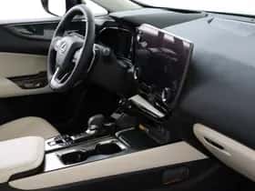 Lexus NX (2025) thumbnail 52