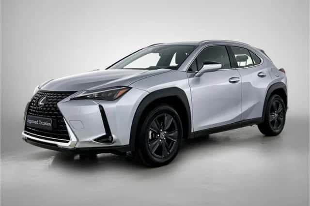 Lexus UX (2024) thumbnail 1