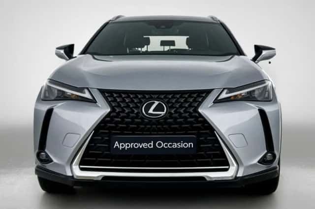 Lexus UX (2024) thumbnail 19