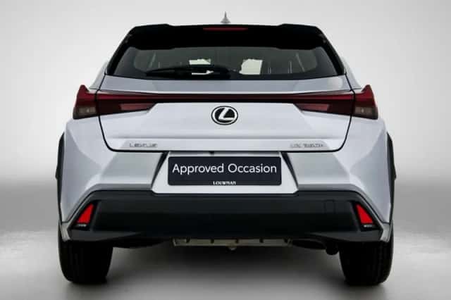 Lexus UX (2024) thumbnail 20