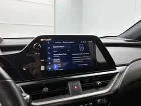 Lexus UX (2024) thumbnail 28