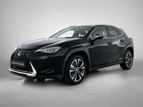 Lexus UX (2022)