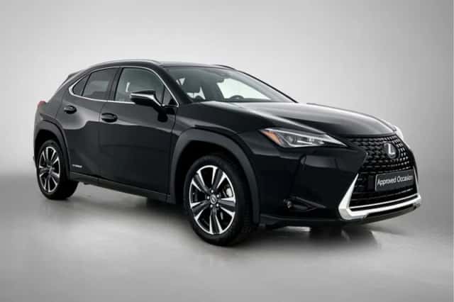 Lexus UX (2022) thumbnail 12
