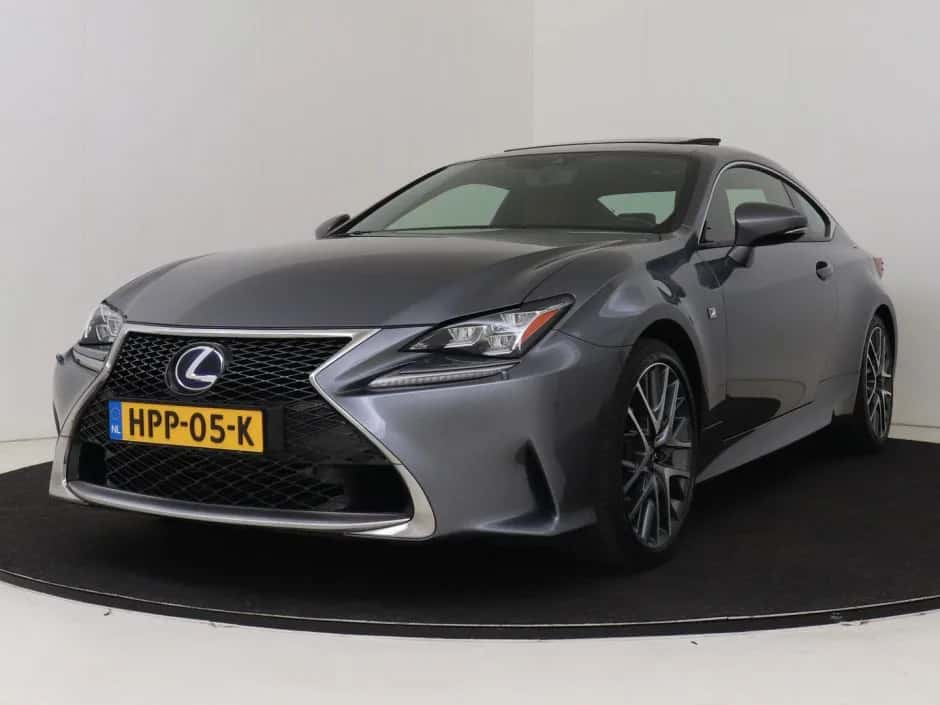 Lexus RC (2017) — foto 1