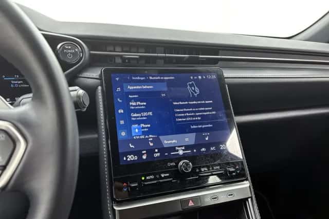 Lexus LBX (2024) thumbnail 29