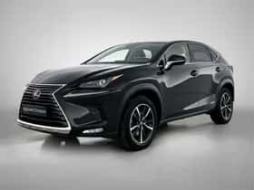 Lexus NX (2020)
