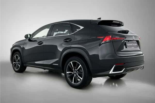 Lexus NX (2020) thumbnail 15