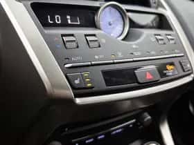 Lexus NX (2020) thumbnail 20