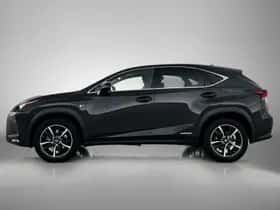 Lexus NX (2020) thumbnail 3