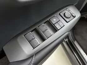 Lexus NX (2020) thumbnail 24