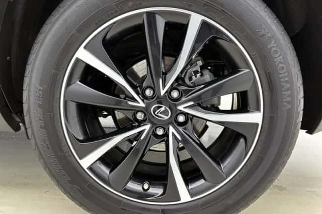 Lexus NX (2020) thumbnail 25