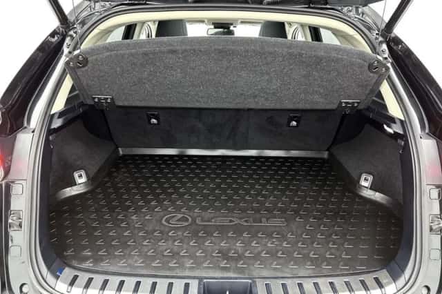 Lexus NX (2020) thumbnail 28