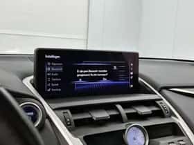 Lexus NX (2020) thumbnail 30