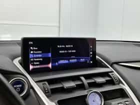 Lexus NX (2020) thumbnail 8