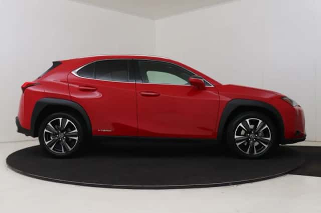 Lexus UX (2019) thumbnail 14