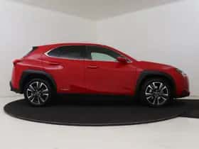 Lexus UX (2019) thumbnail 14