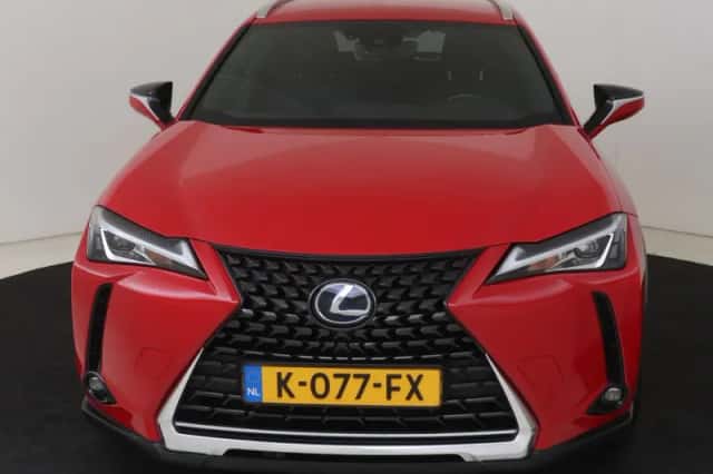 Lexus UX (2019) thumbnail 24