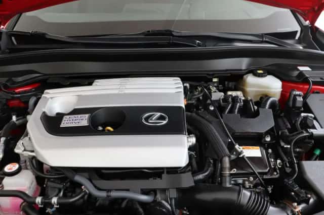 Lexus UX (2019) thumbnail 8