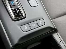 Lexus LBX (2025) thumbnail 25