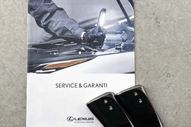 Lexus LBX (2025) thumbnail 32