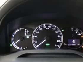 Lexus CT (2016) thumbnail 22