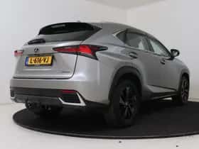 Lexus NX (2019) thumbnail 2