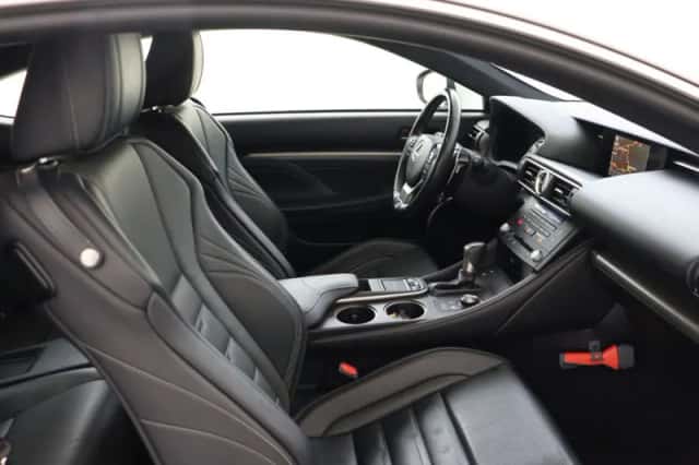 Lexus RC (2016) thumbnail 42