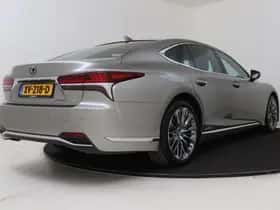 Lexus LS (2019) thumbnail 2