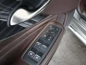 Lexus LS (2019) thumbnail 11
