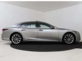 Lexus LS (2019) thumbnail 14