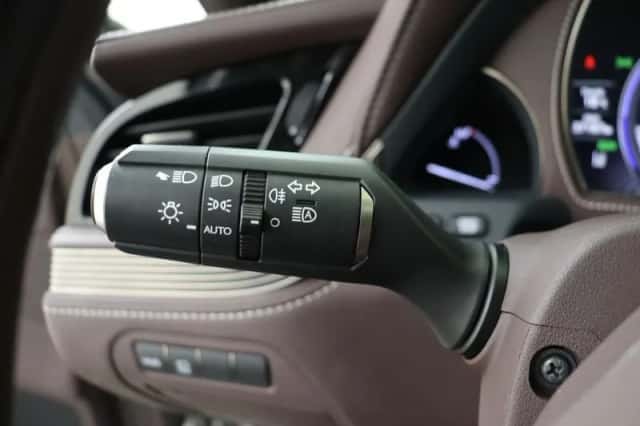 Lexus LS (2019) thumbnail 21