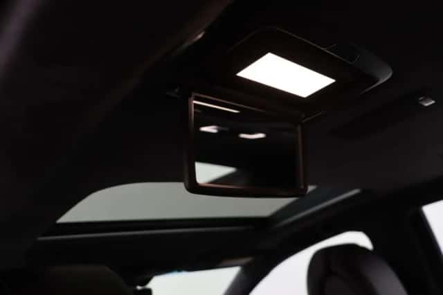 Lexus LS (2019) thumbnail 50
