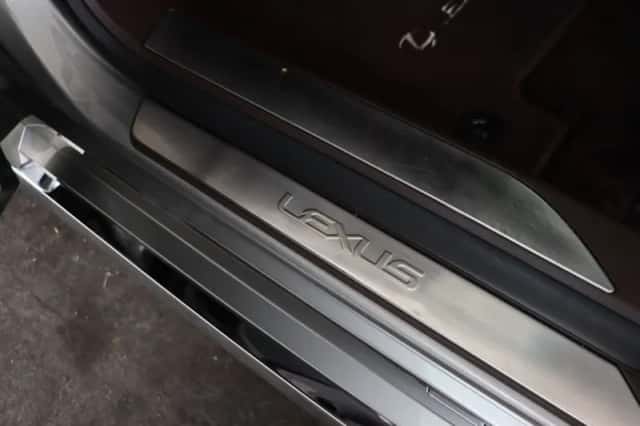 Lexus LS (2019) thumbnail 53