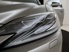 Lexus LS (2019) thumbnail 9