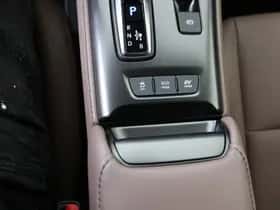 Lexus LBX (2026) thumbnail 21