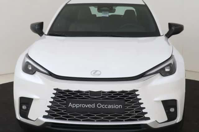 Lexus LBX (2026) thumbnail 24
