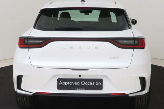Lexus LBX (2026) thumbnail 25