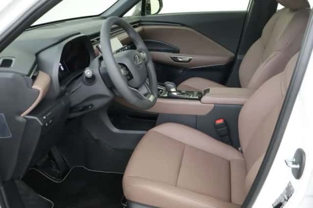 Lexus LBX (2026) thumbnail 29